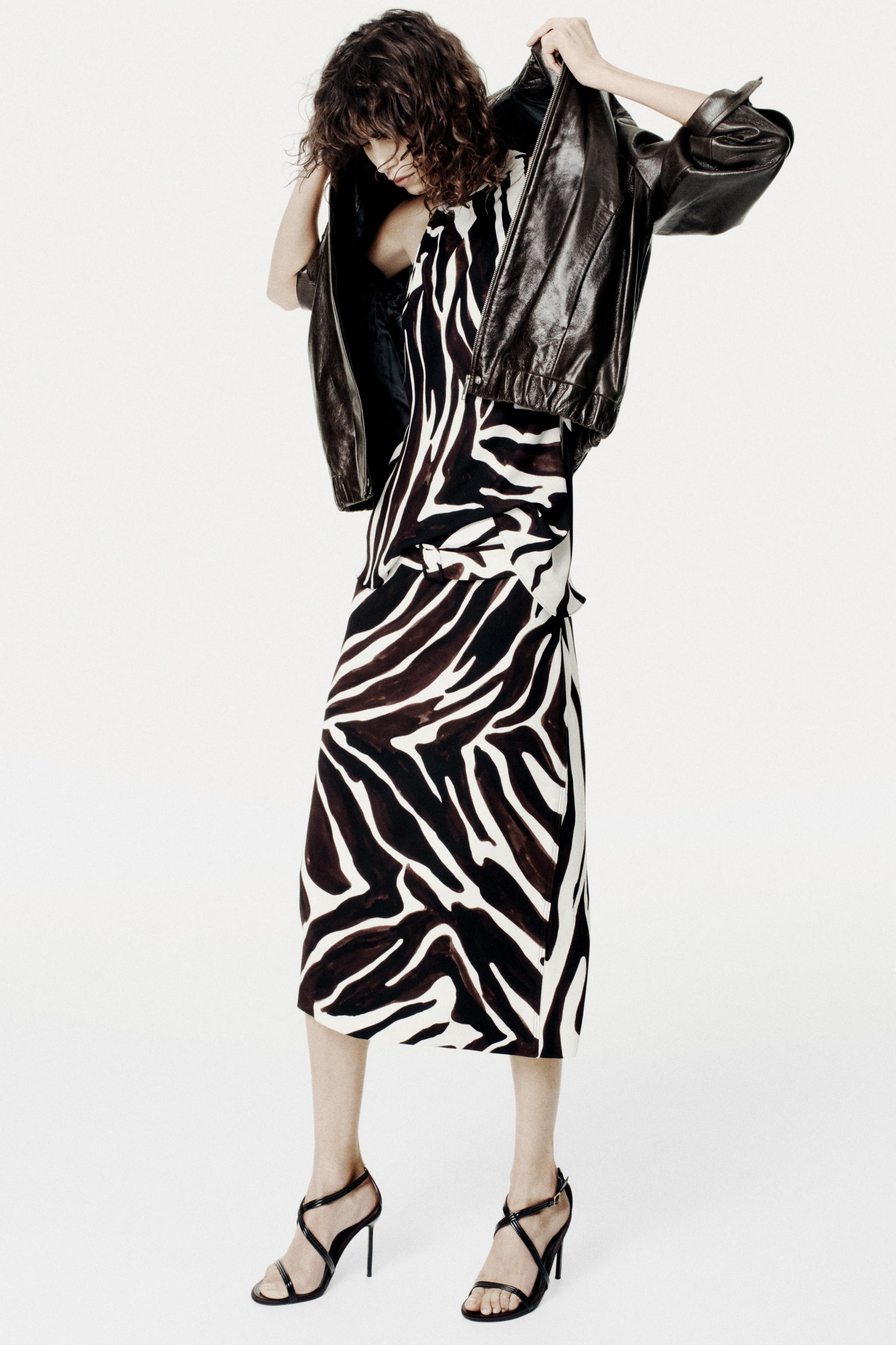 ZW COLLECTION ANIMAL PRINT HALTER TOP