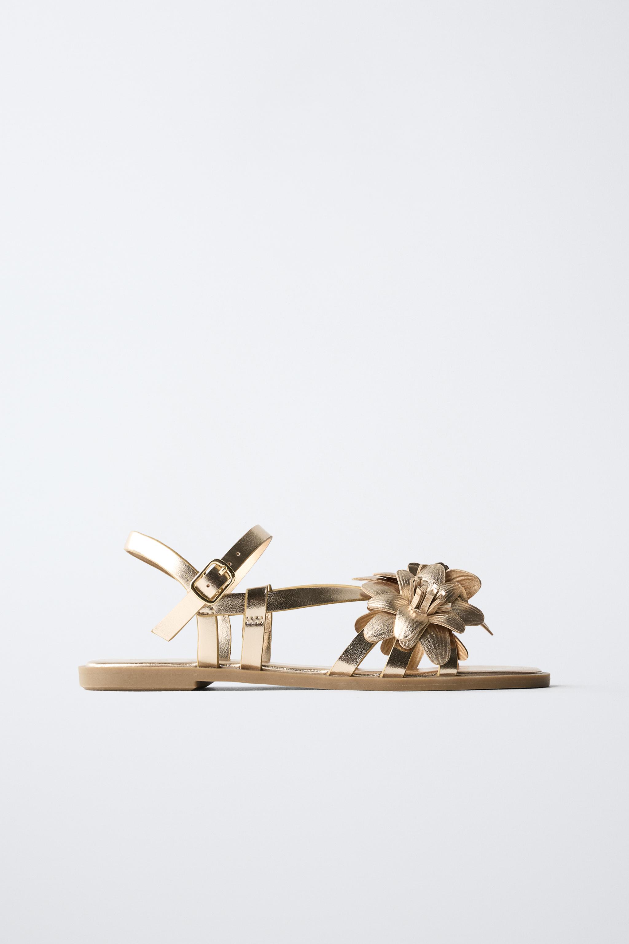 METALLIC FLOWER SANDALS