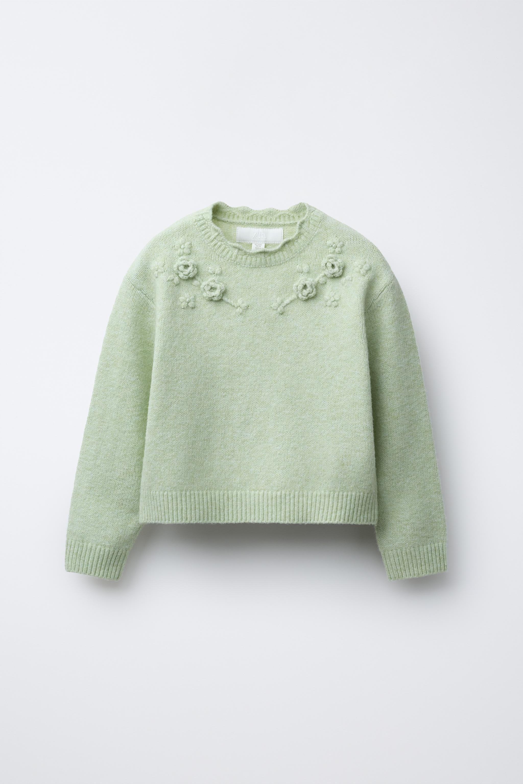 FLORAL CROCHET KNIT SWEATER