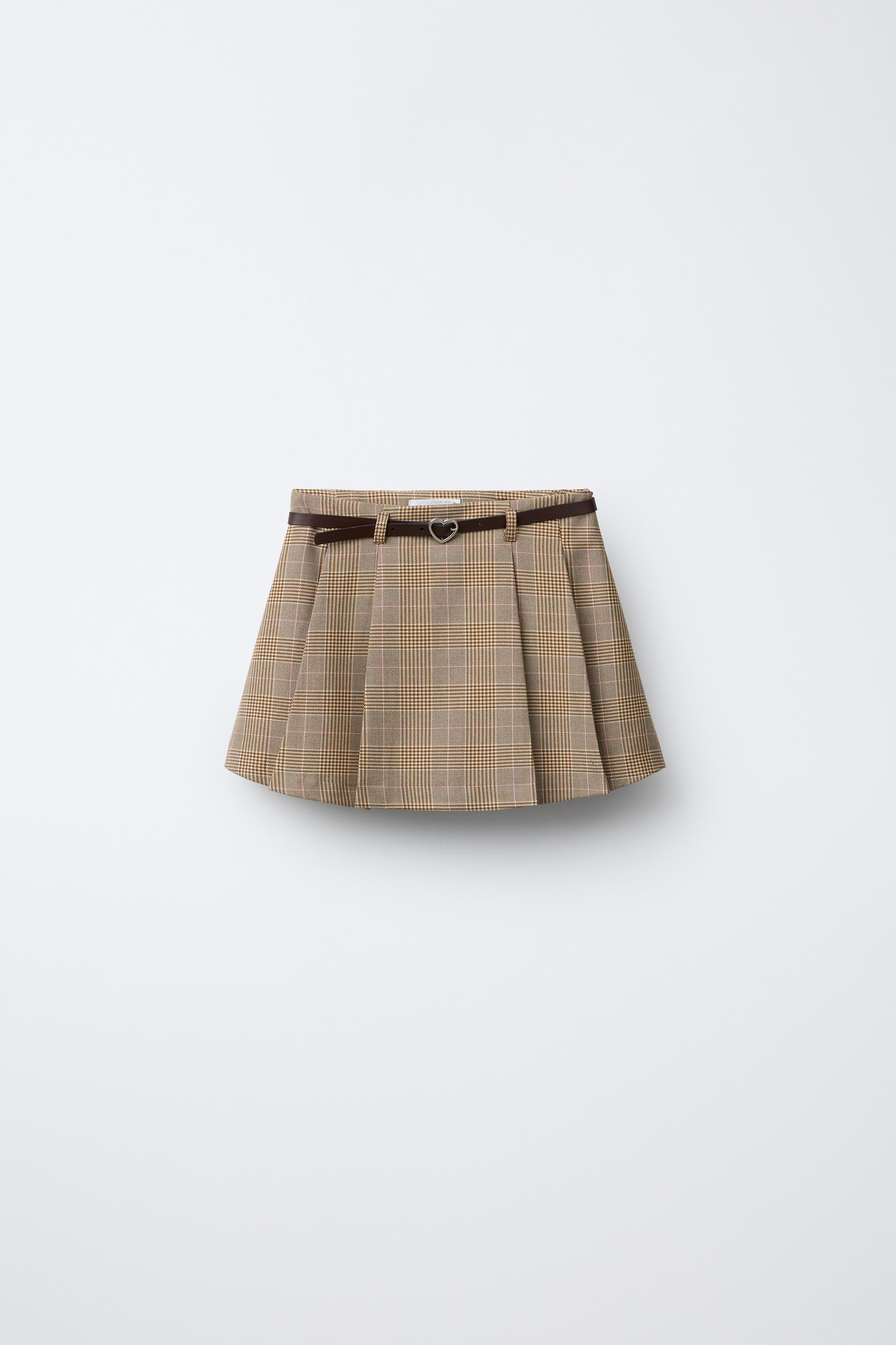 PLAID BELTED SKORT