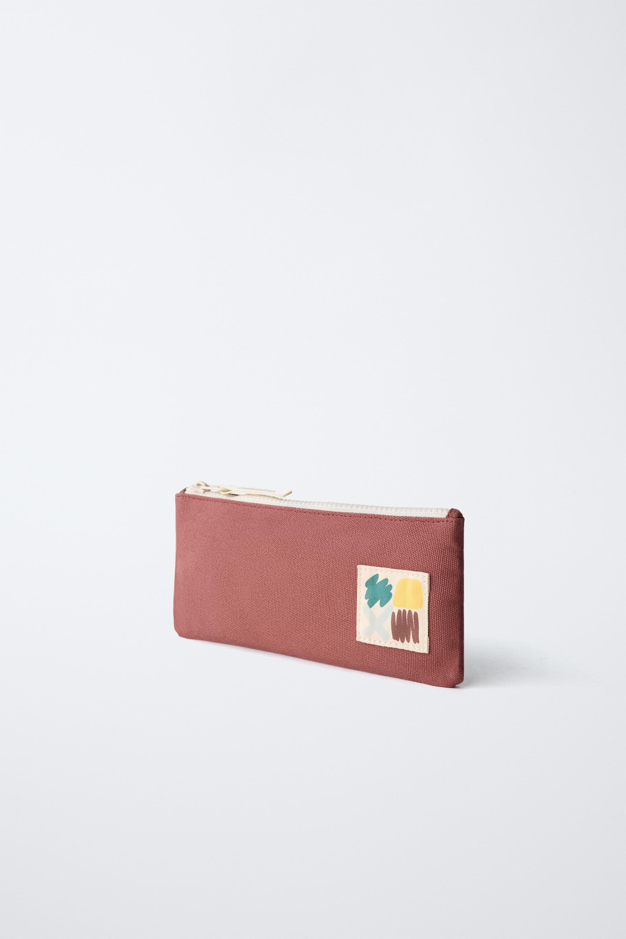 BASIC PENCIL CASE