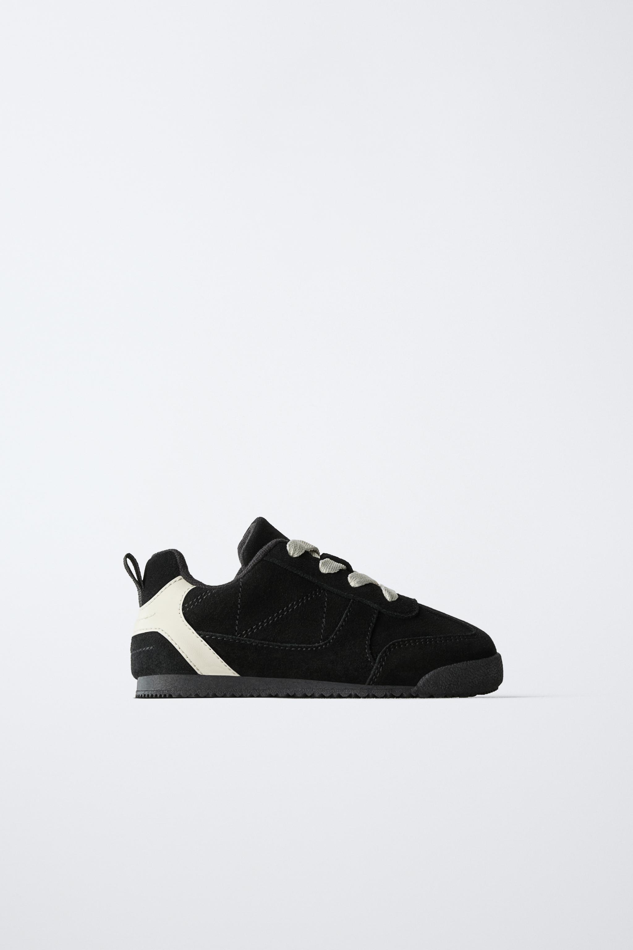 LEATHER SNEAKERS