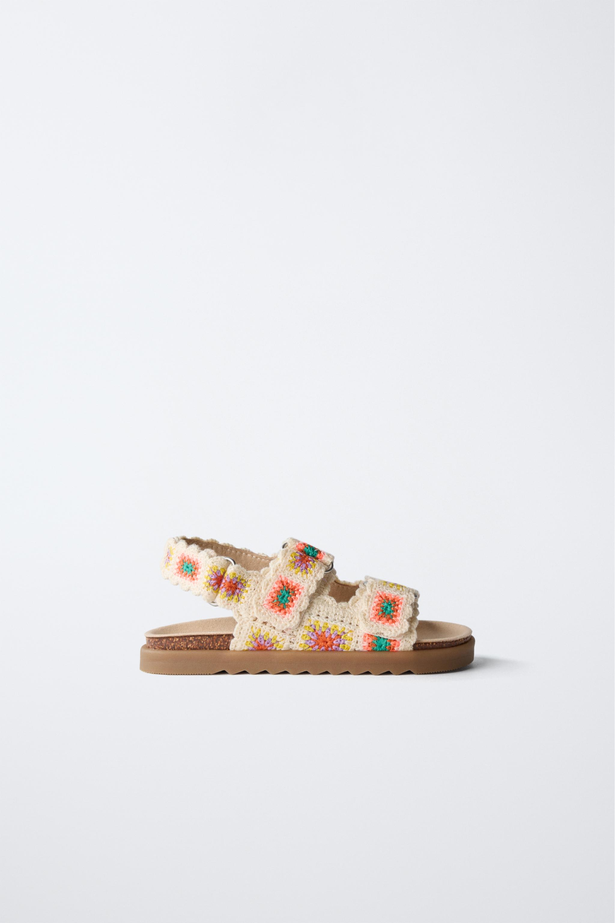 CROCHETED SANDALS