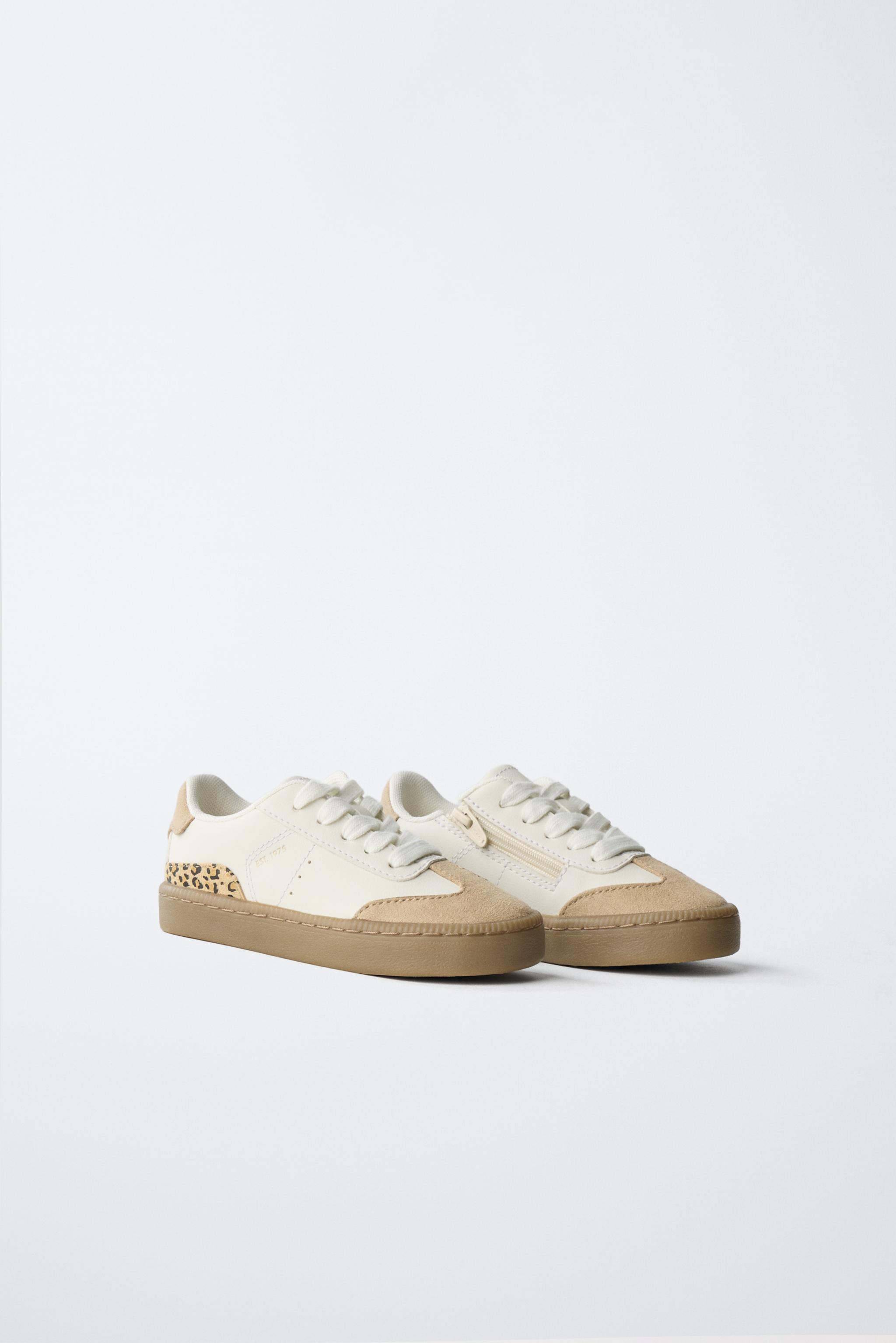 DETAIL SNEAKERS