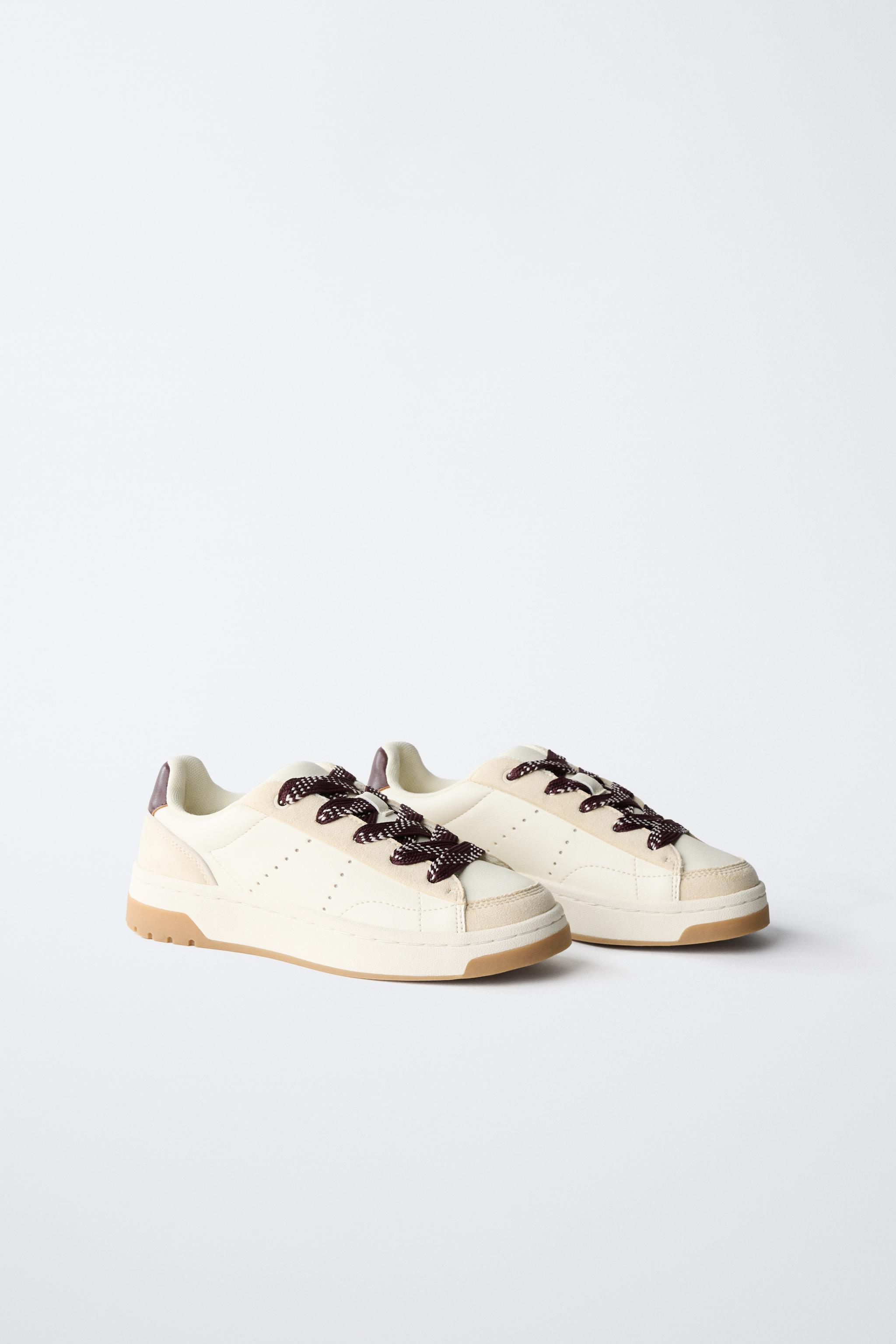SKATE SNEAKERS