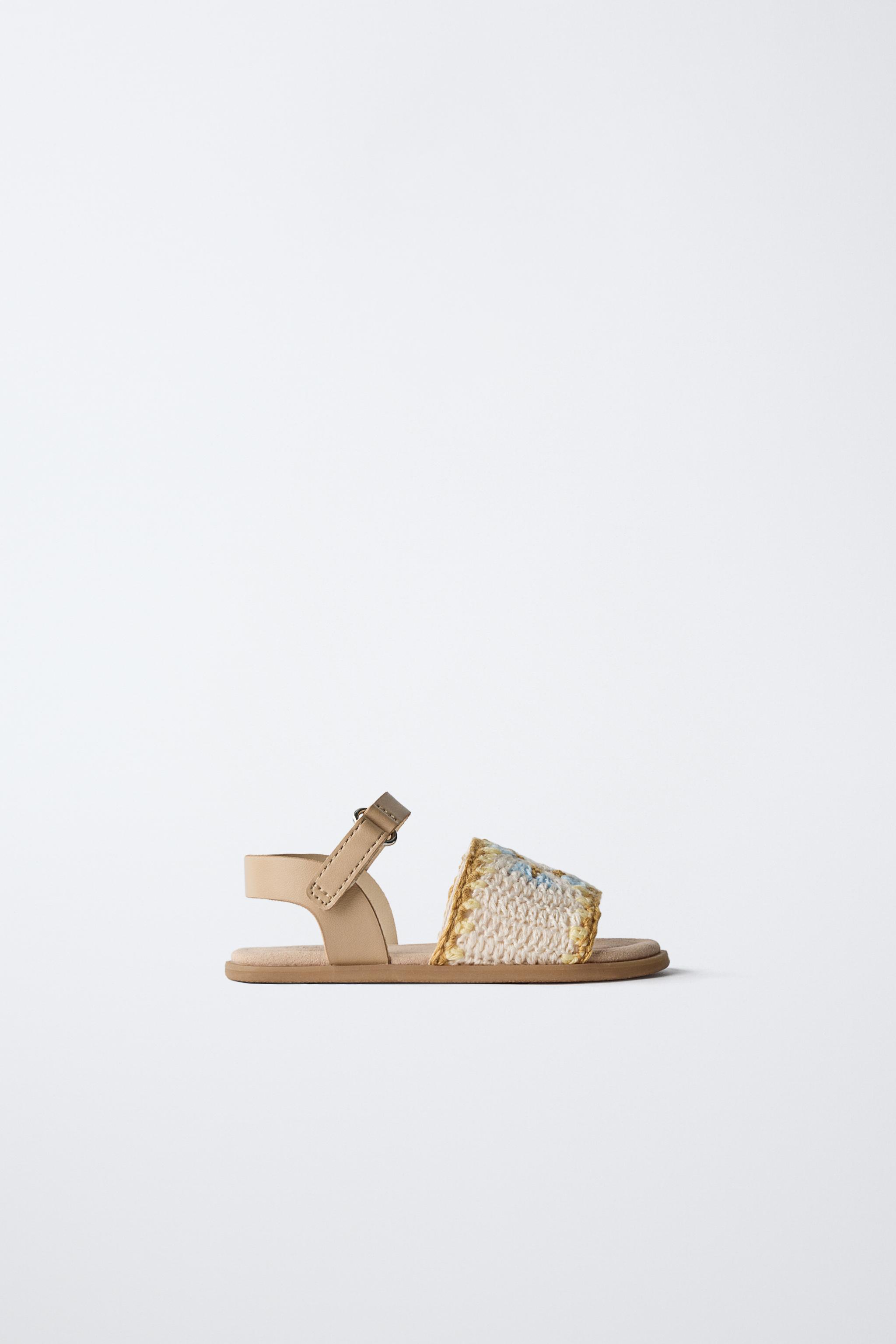 BAREFOOT CROCHETED SANDALS