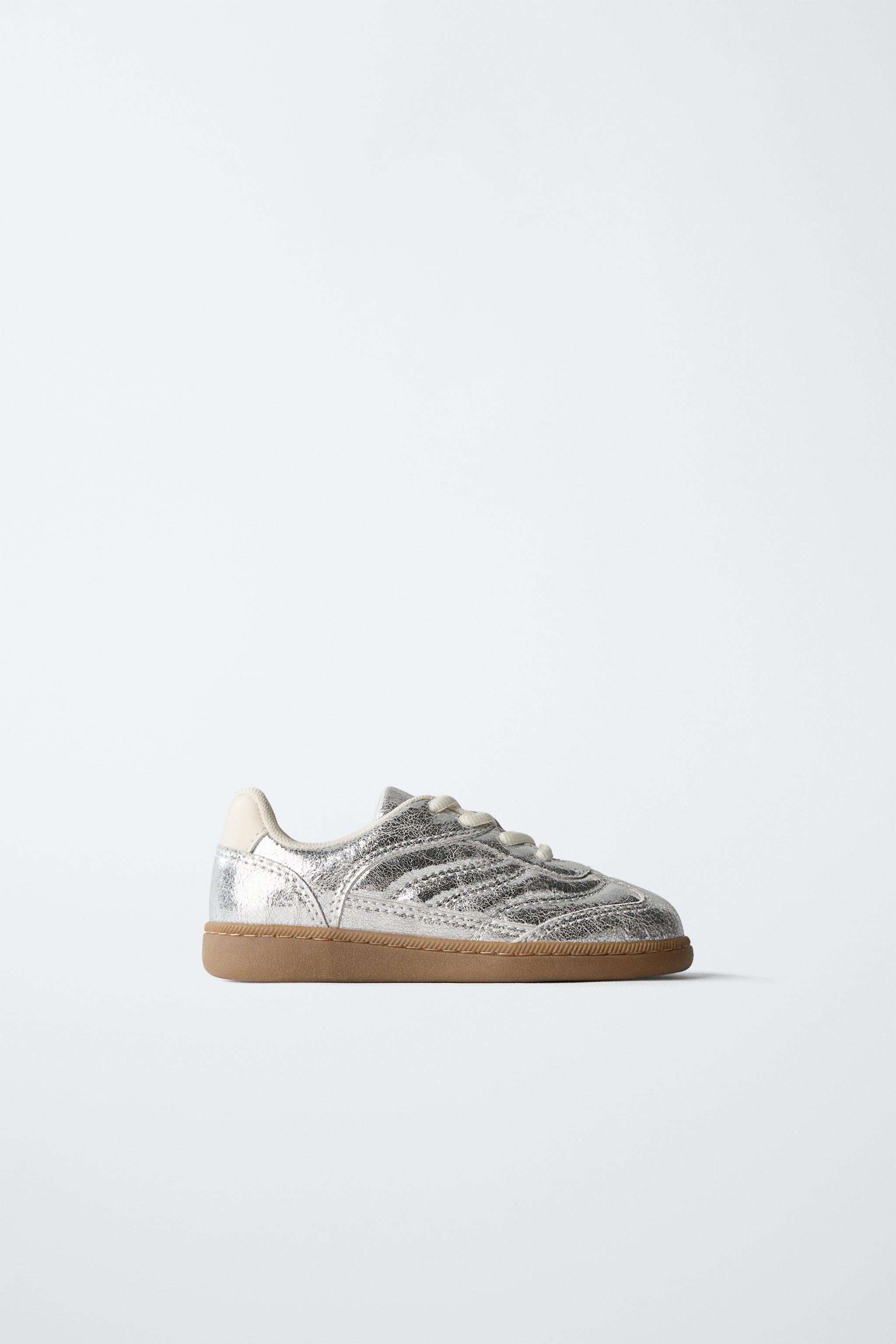 METALLIC SNEAKERS