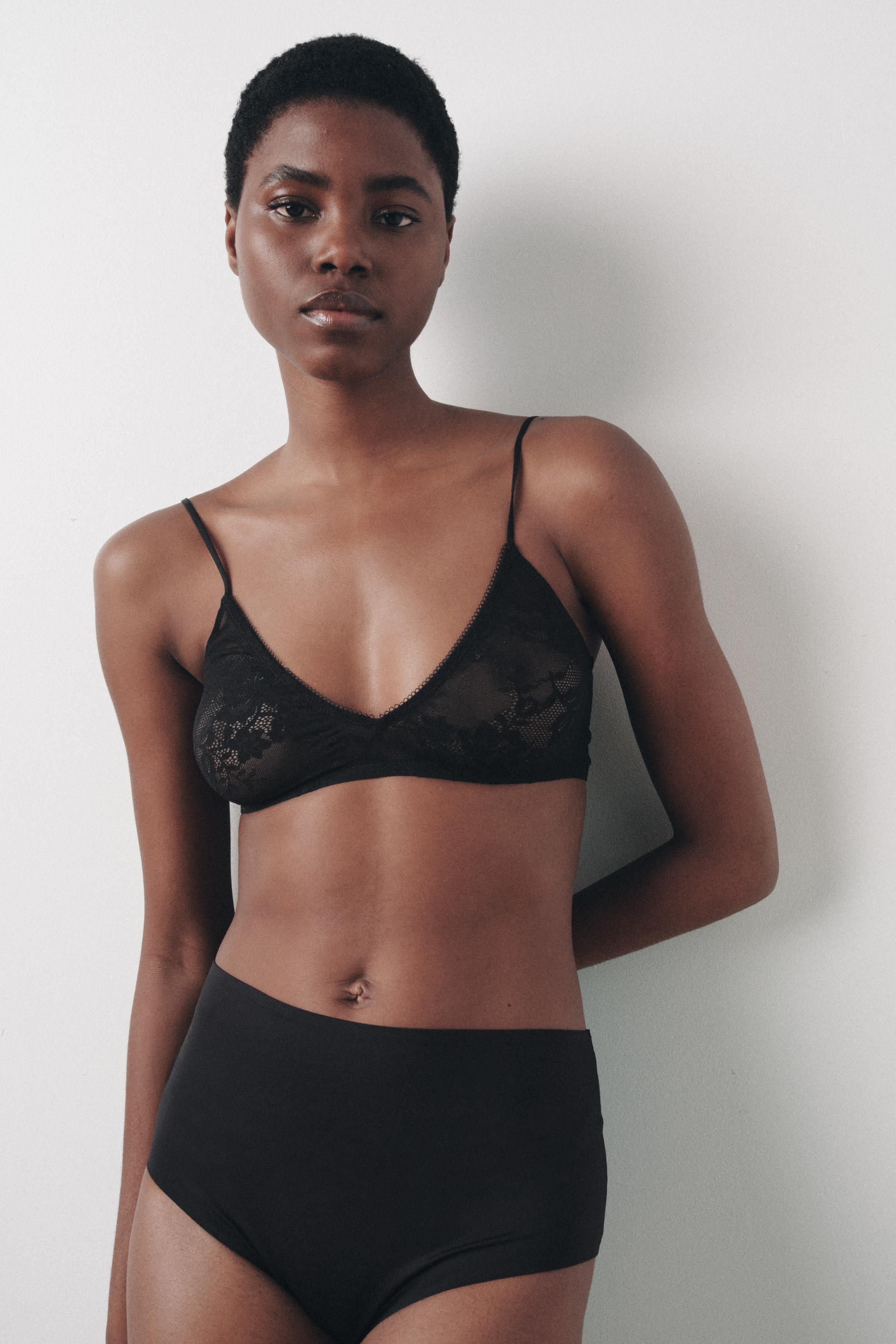 BODY SHAPE LACE TRIM PANTIES