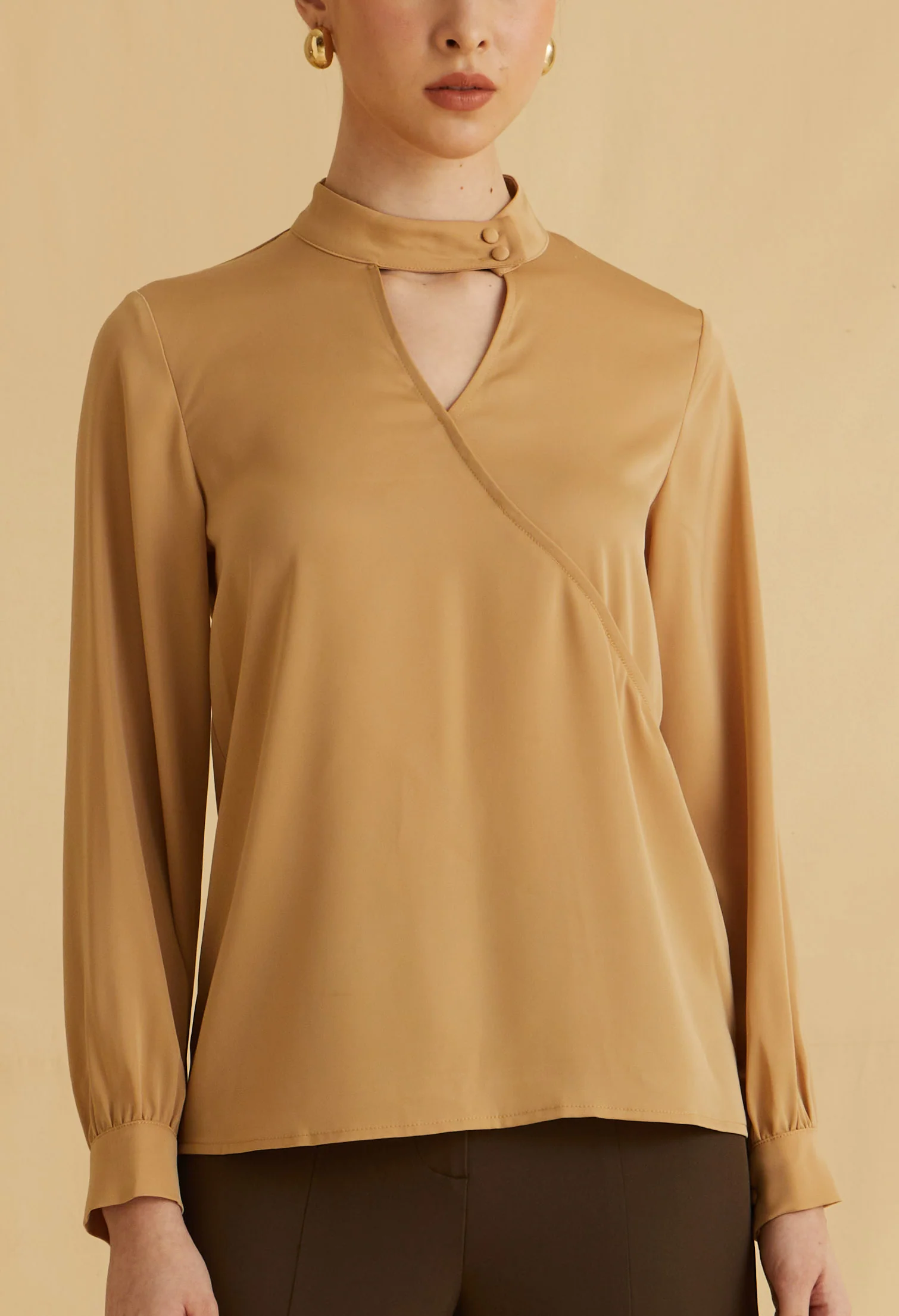 Satin Mist Keyhole Top