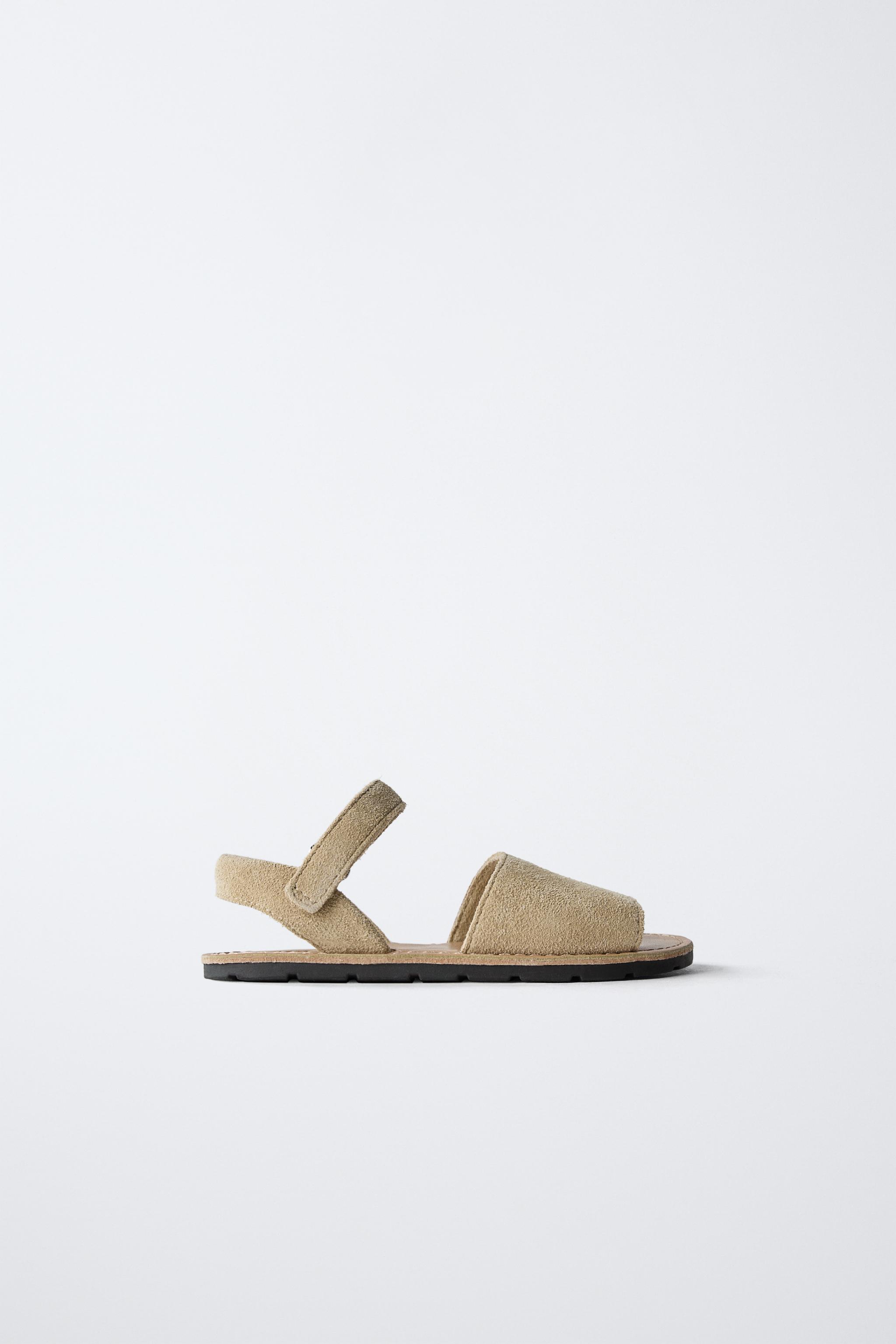 LEATHER SANDALS