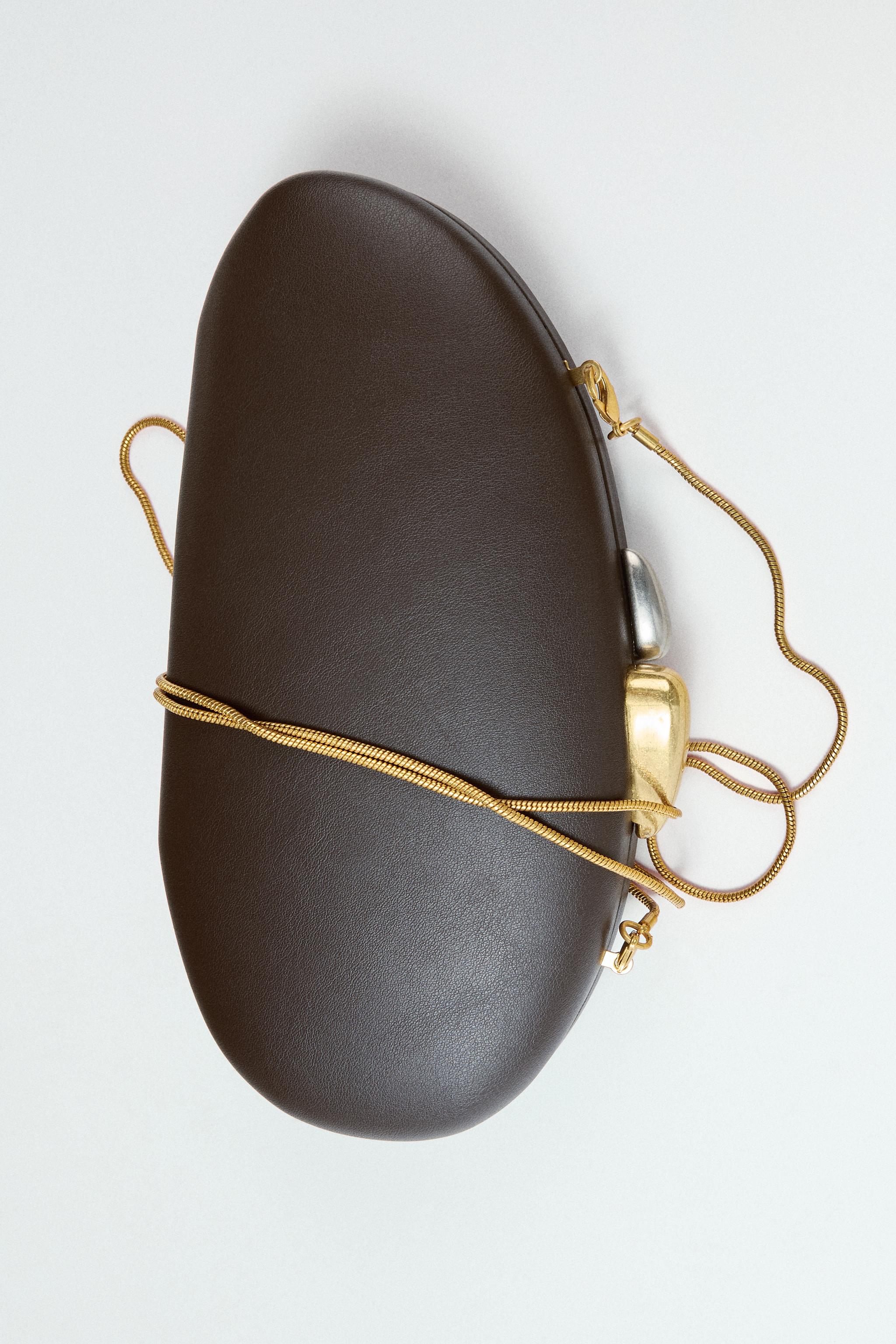 METALLIC CLOSURE CLUTCH