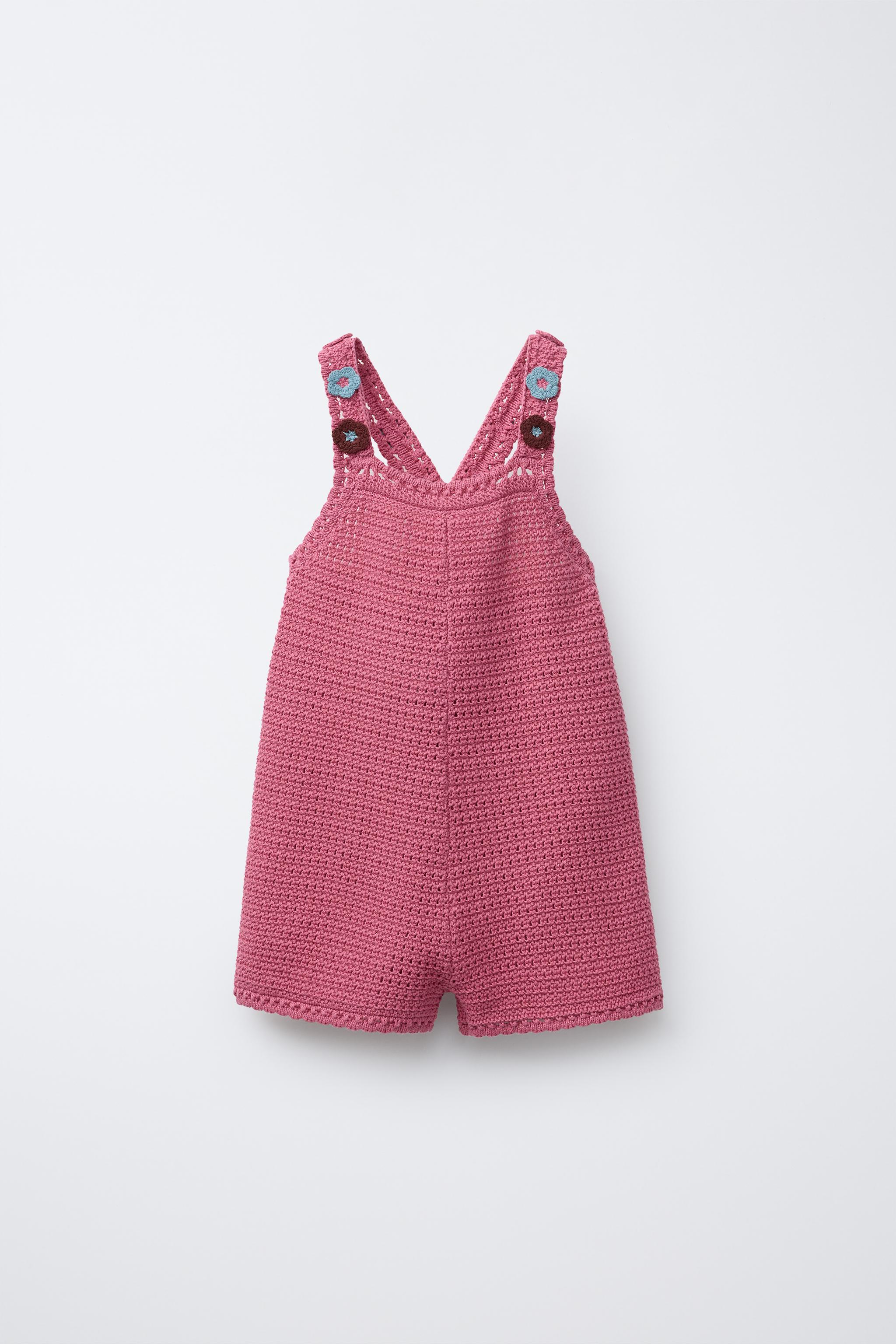 FLORAL CROCHET KNIT SHORT OVERALLS