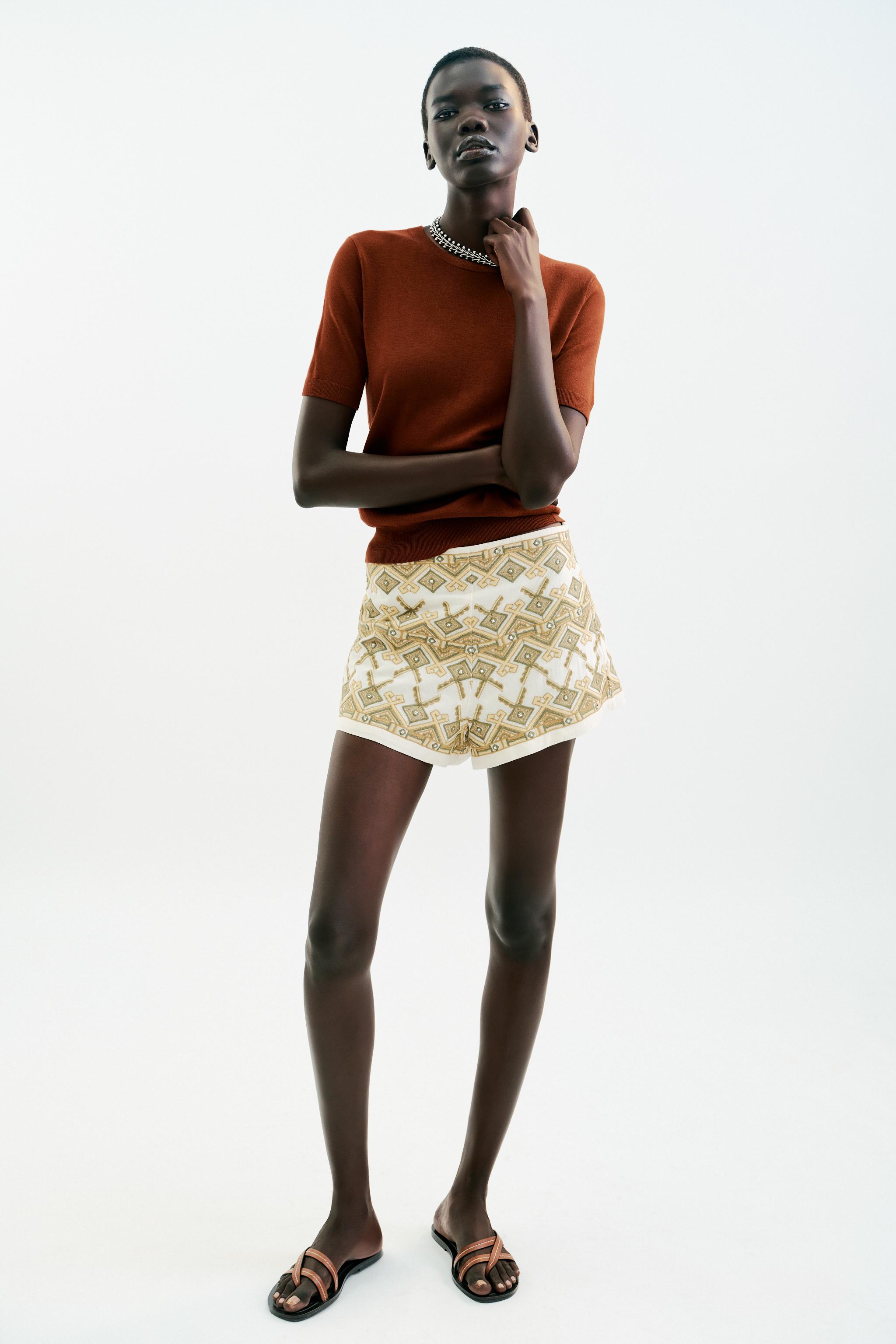 EMBROIDERED MIRROR SHORTS