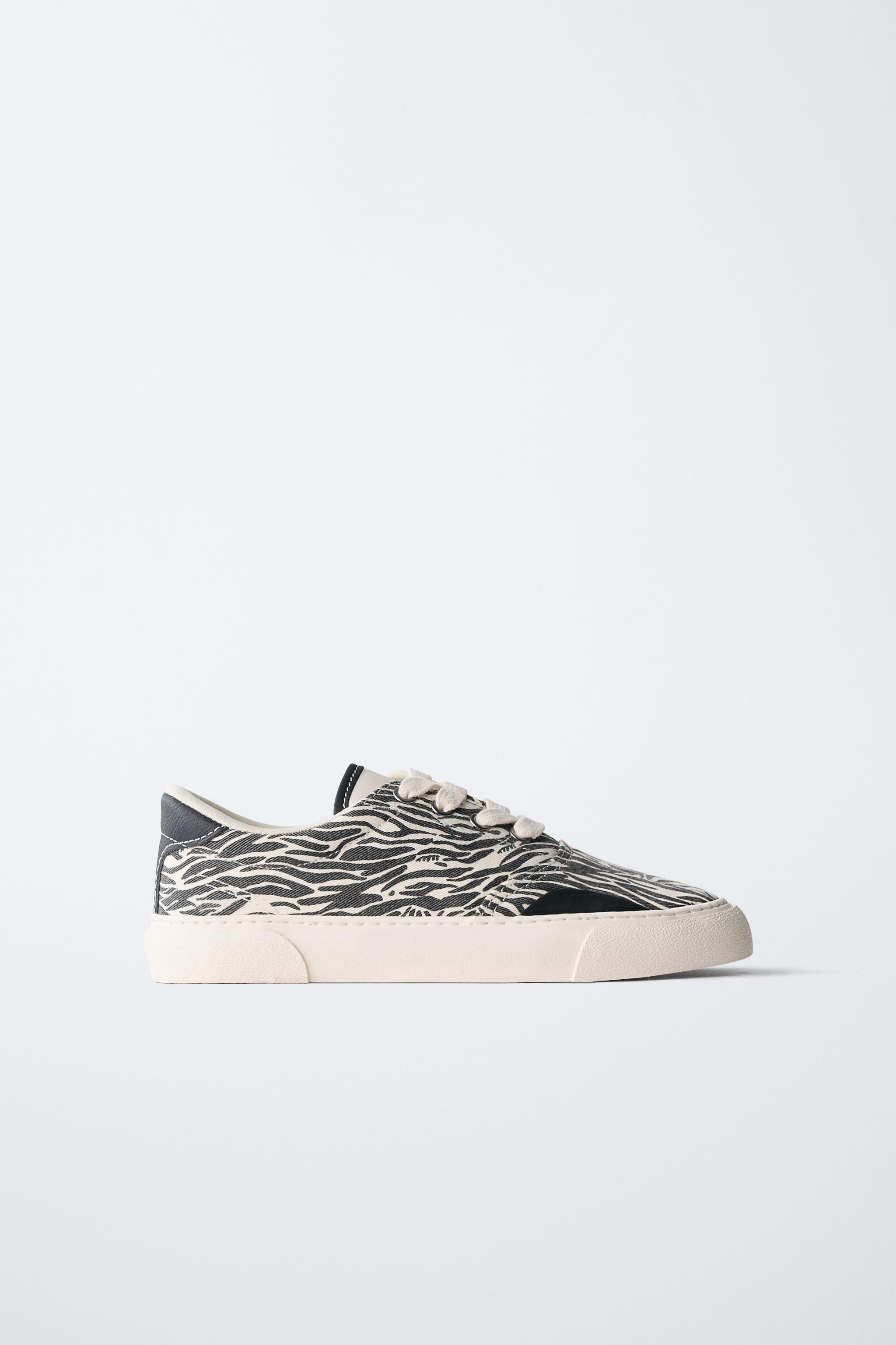ANIMAL PRINT SNEAKERS
