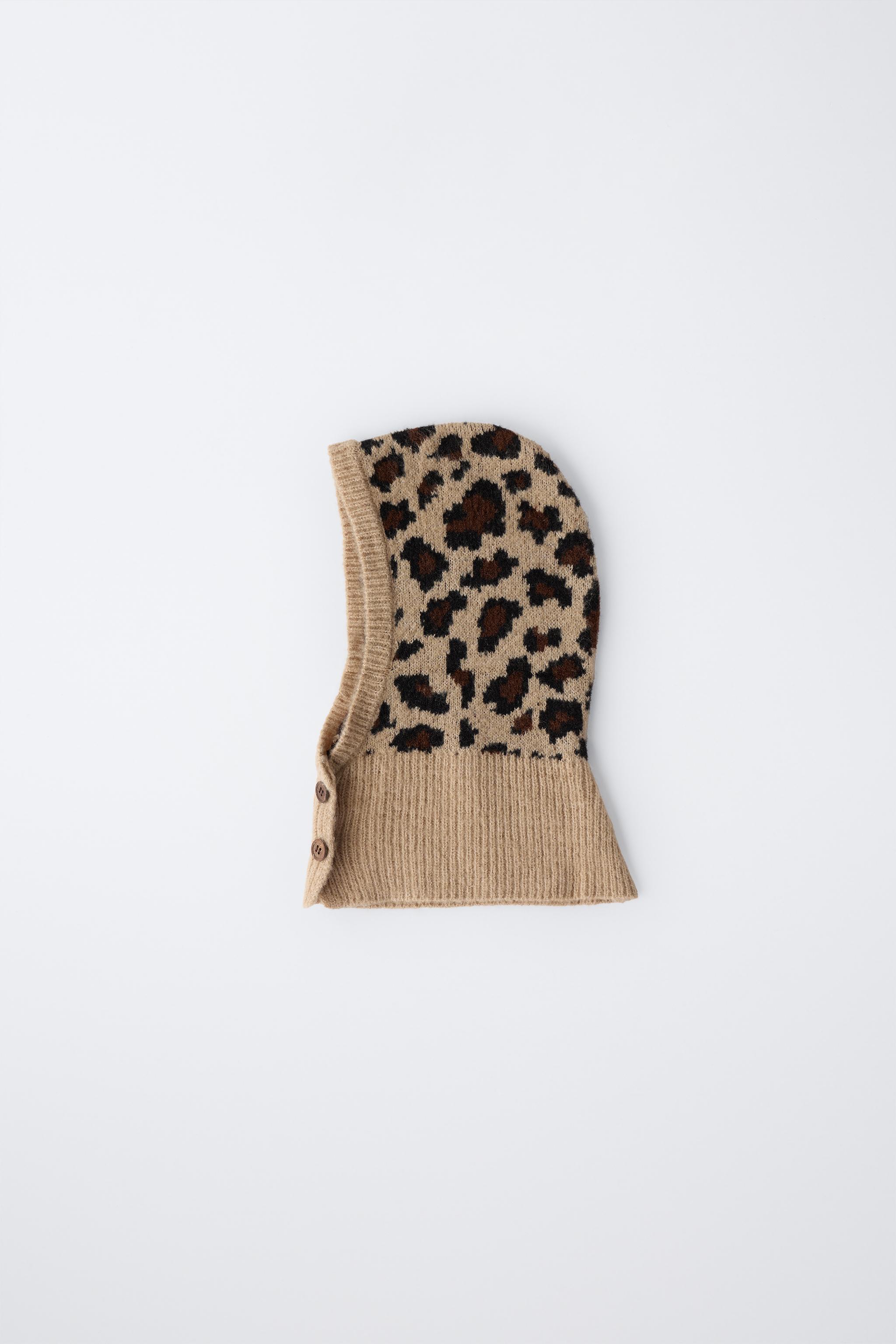 ANIMAL PRINT KNIT BALACLAVA