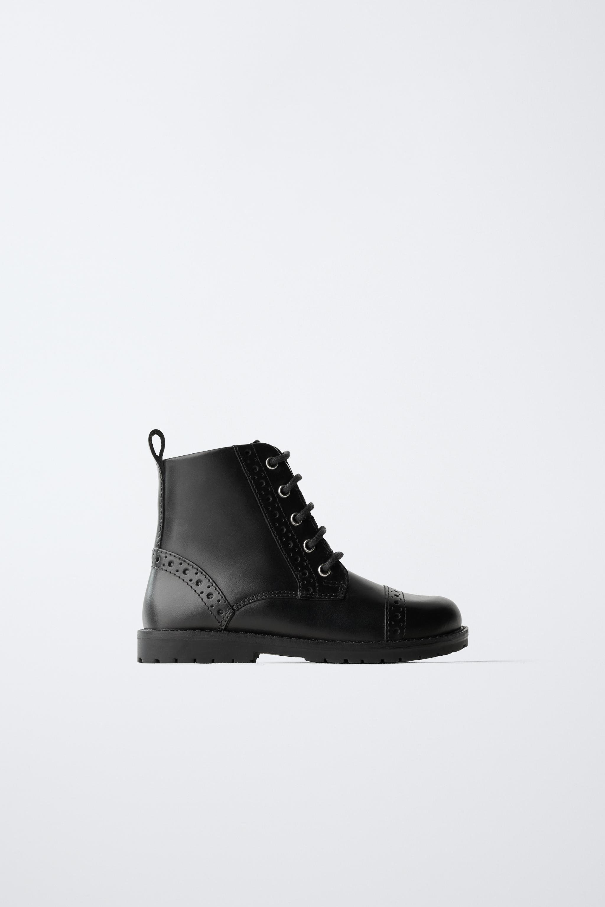 LEATHER BOOTS