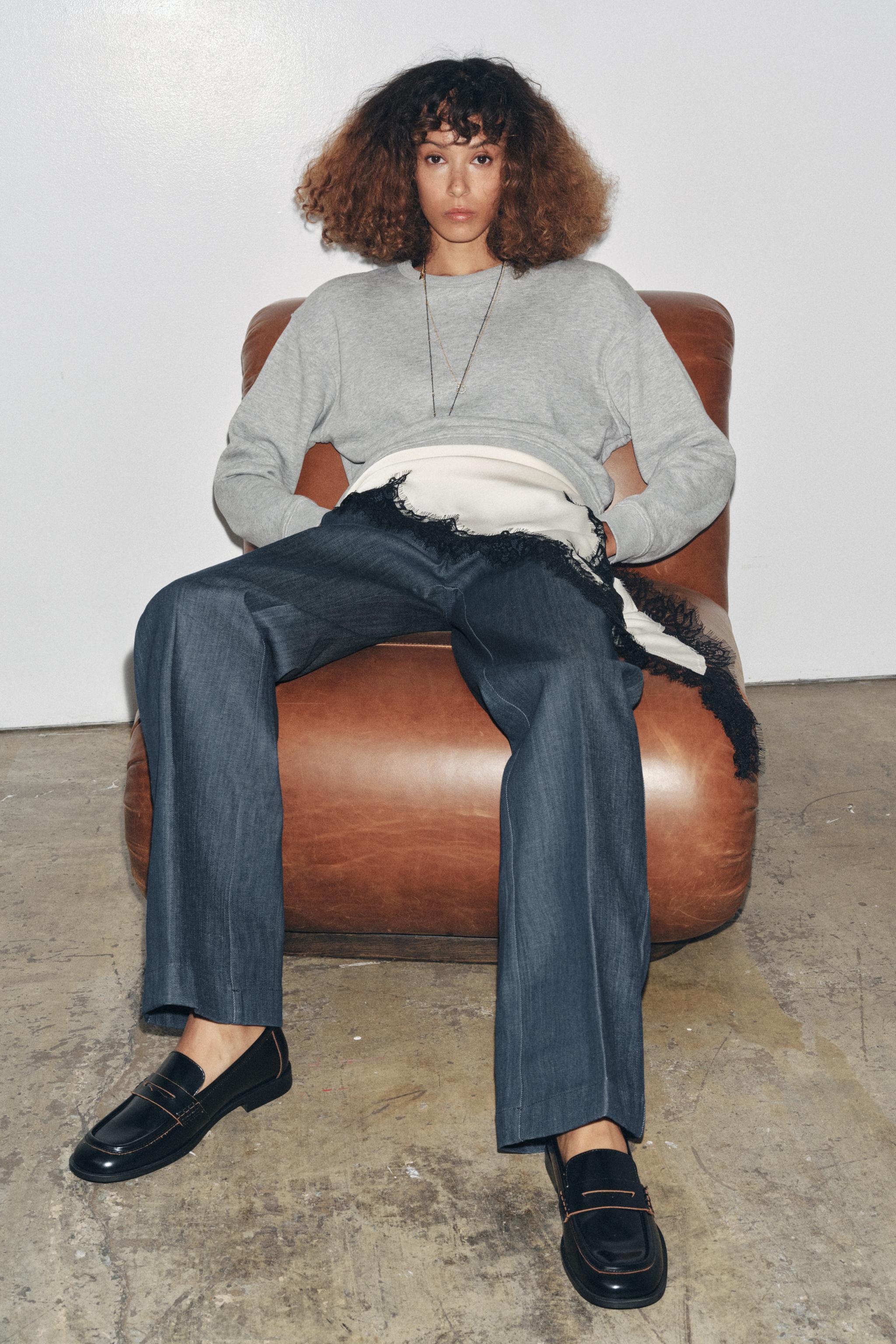 CONTRASTING LEATHER LOAFERS