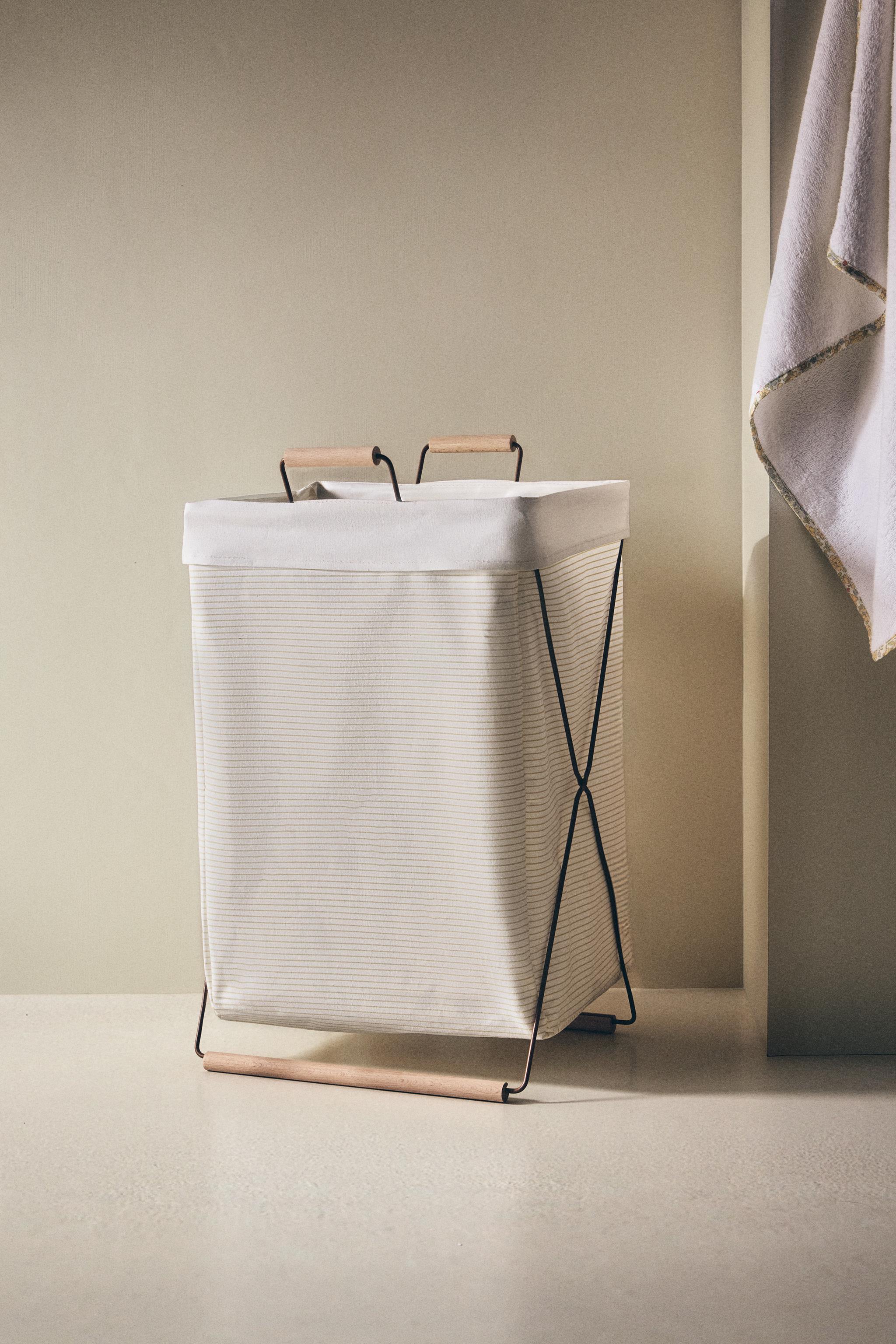 FOLDING LAUNDRY BASKET