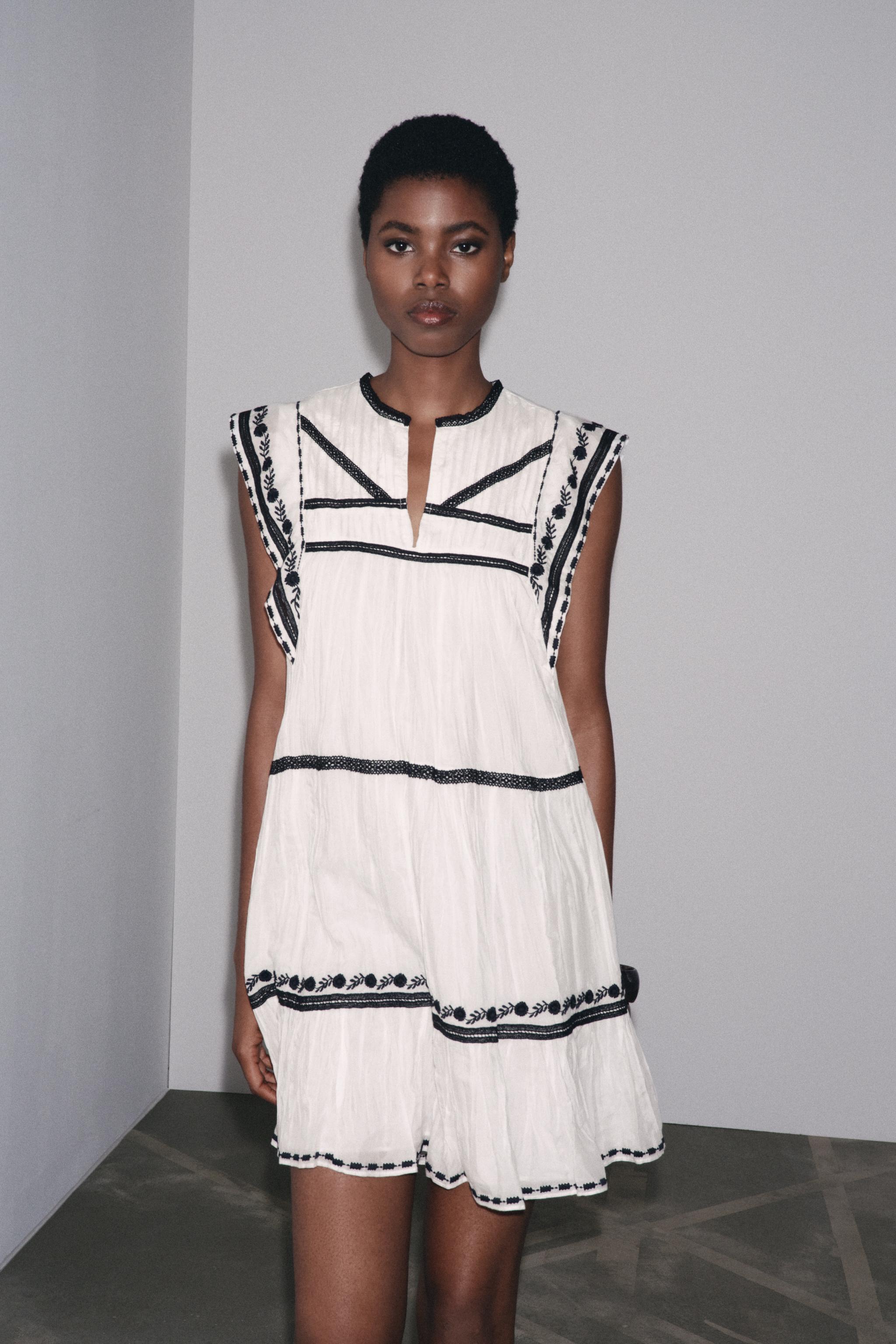 ZW COLLECTION EMBROIDERED SHORT DRESS