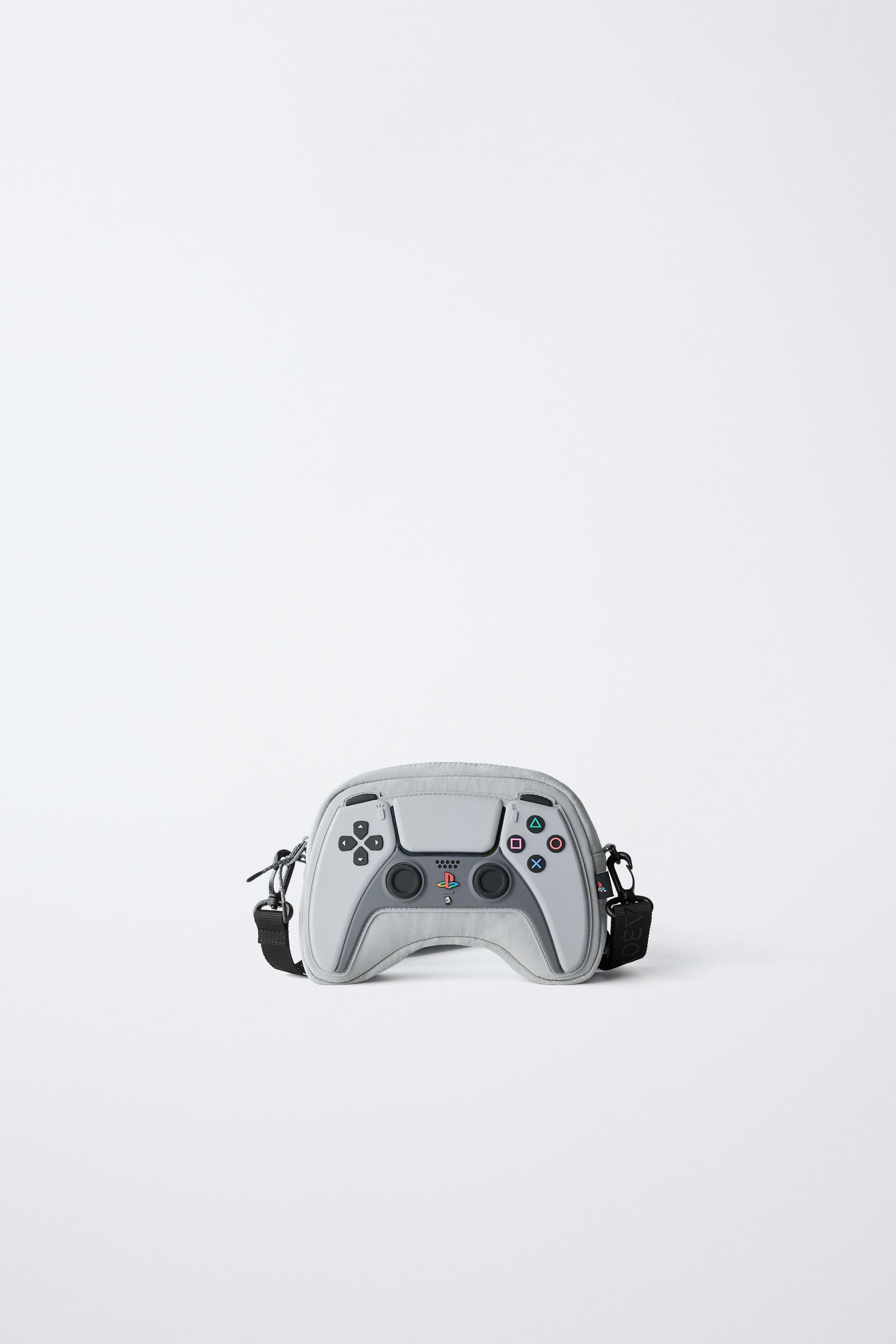 PLAYSTATION ™ 30TH ANNIVERSARY CROSSBODY BAG