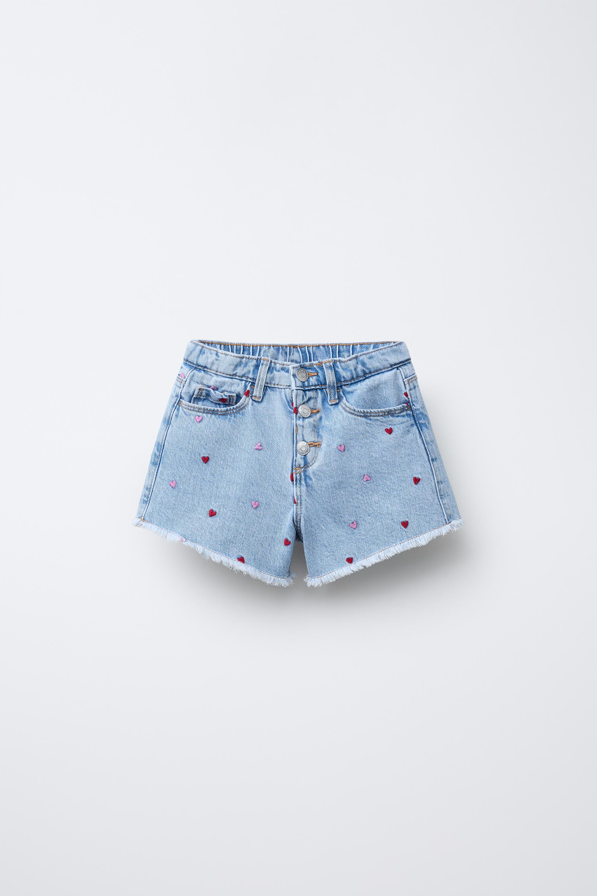 HIGH WAIST DENIM SHORTS WITH EMBROIDERED HEARTS