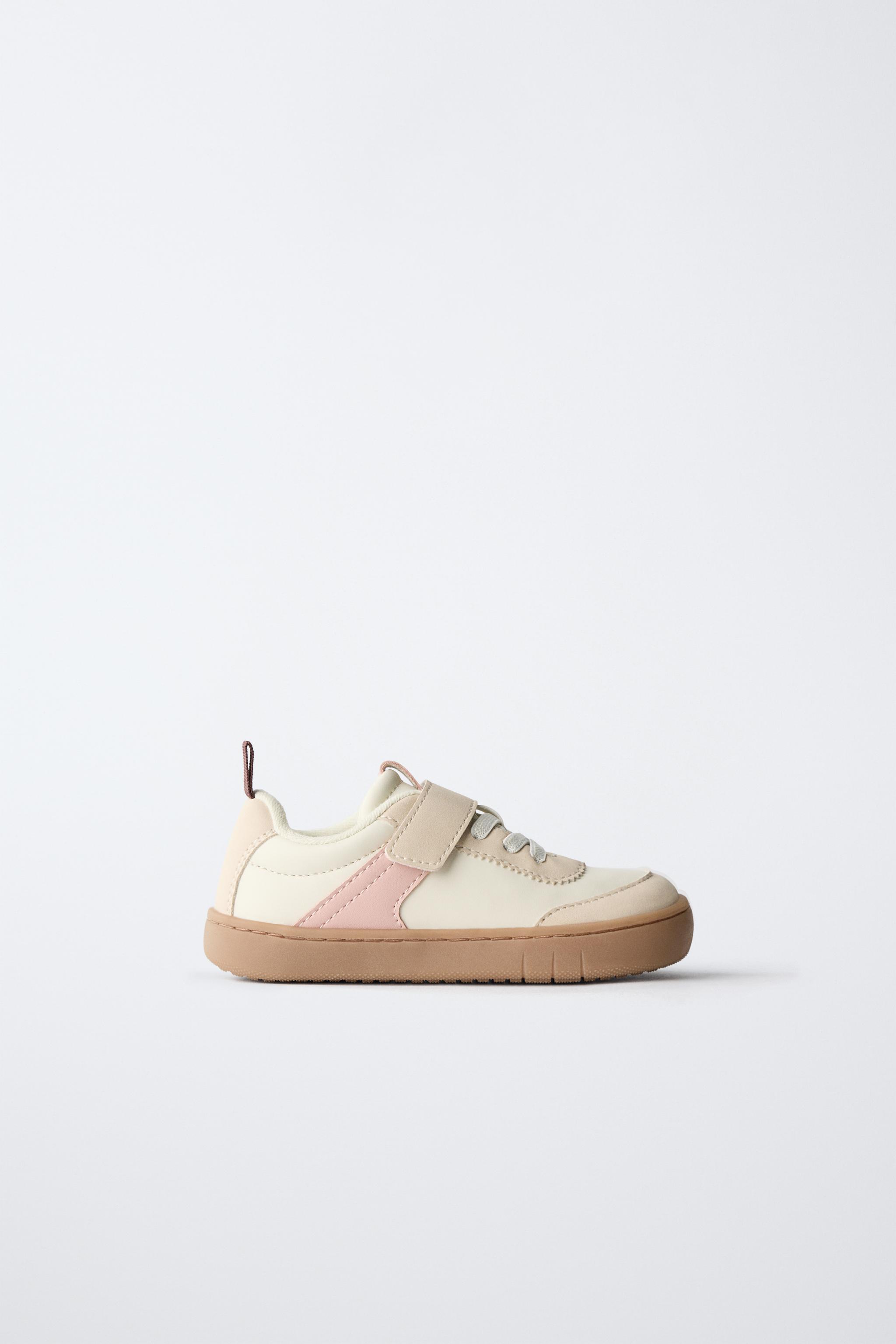 BAREFOOT SNEAKERS