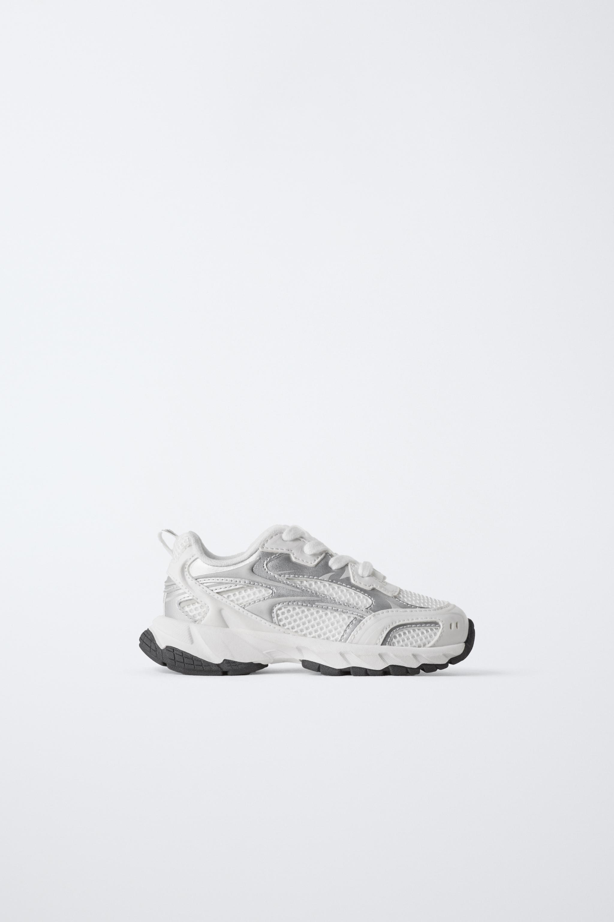 MESH SNEAKERS