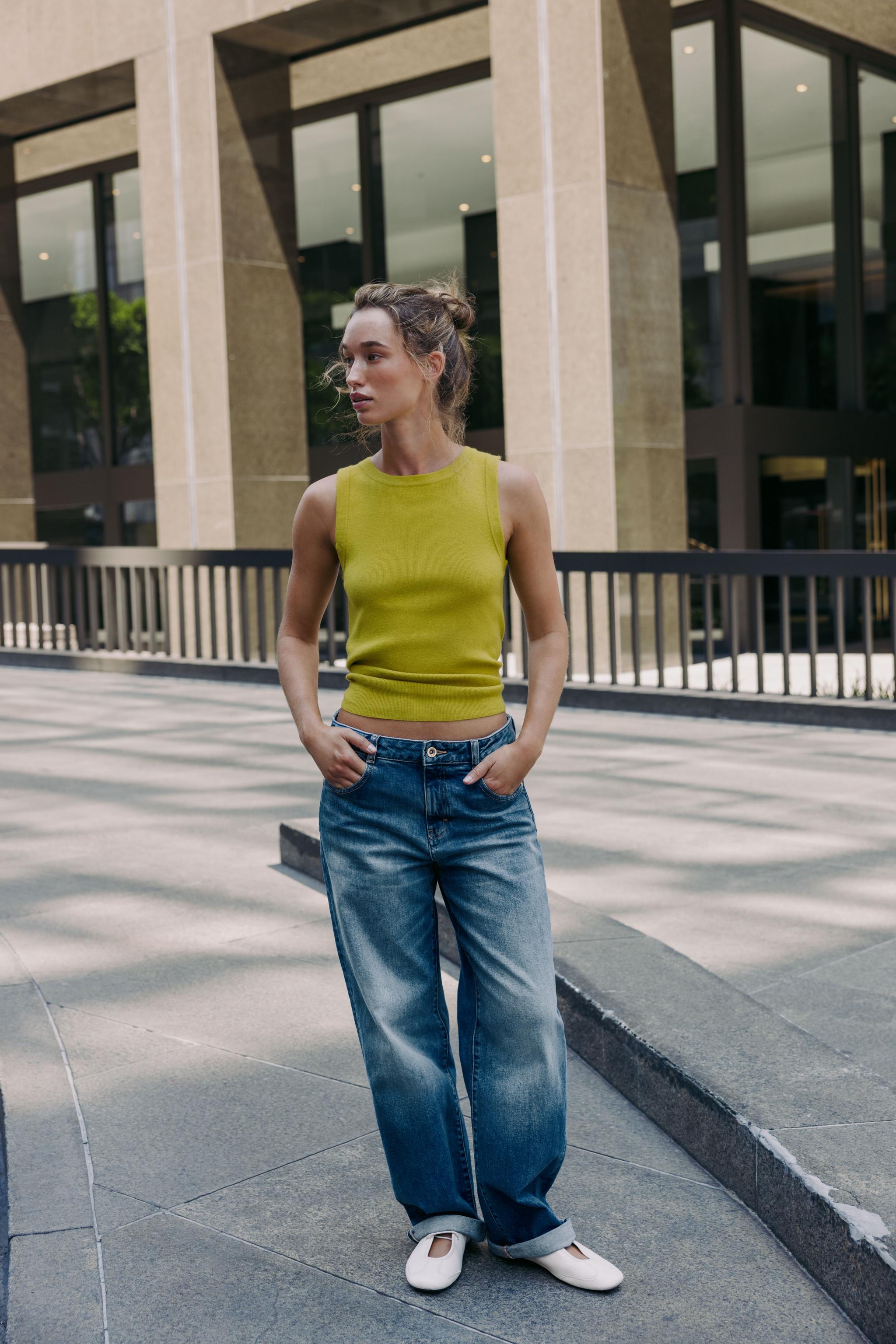 BASIC KNIT TOP