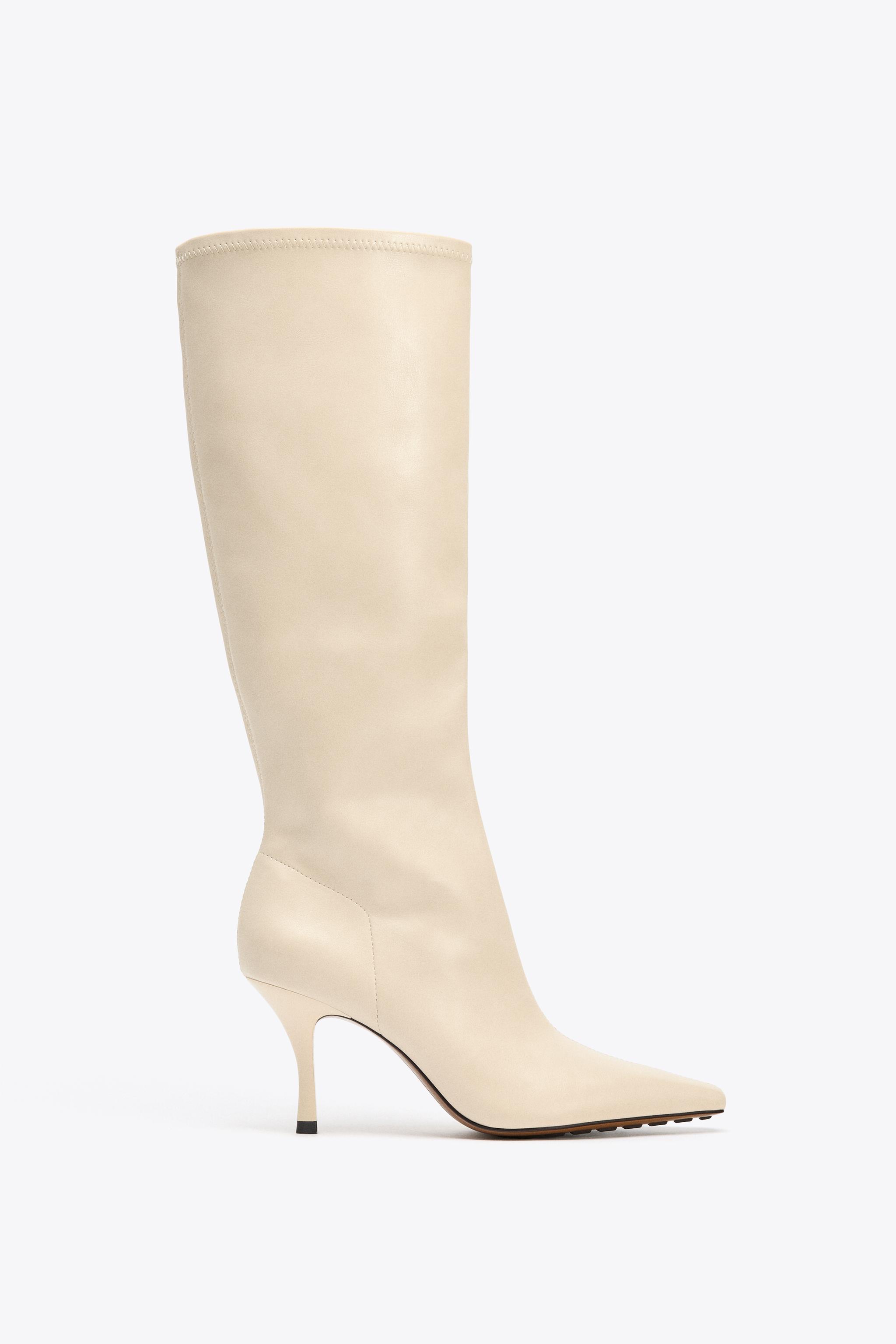 HEELED BOOTS