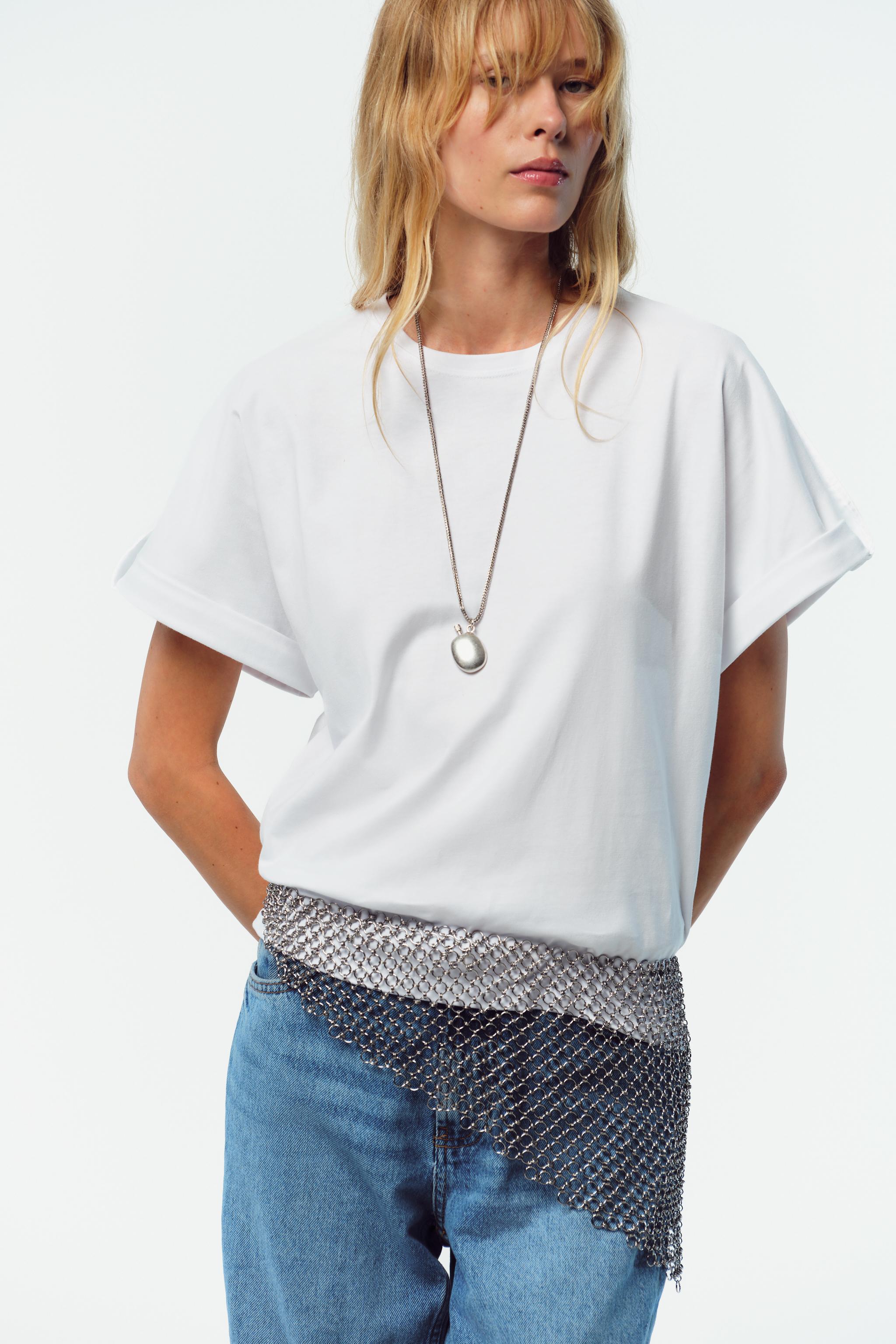 TAB BUTTON T-SHIRT