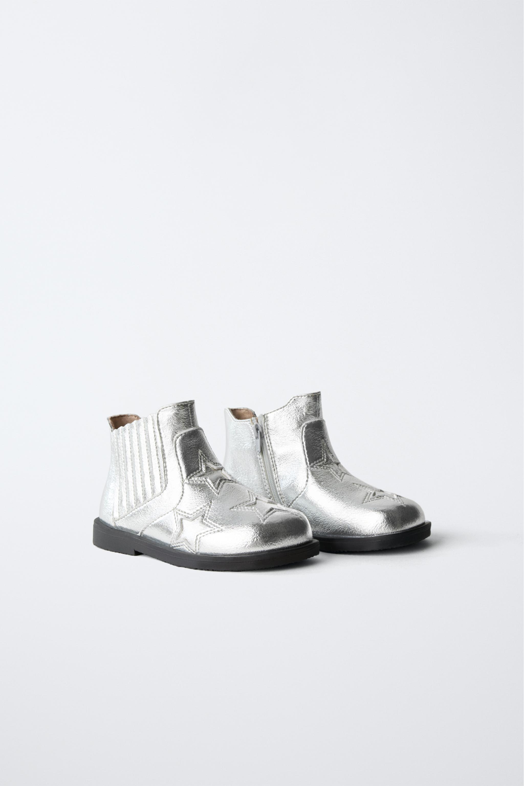 STAR BOOTS