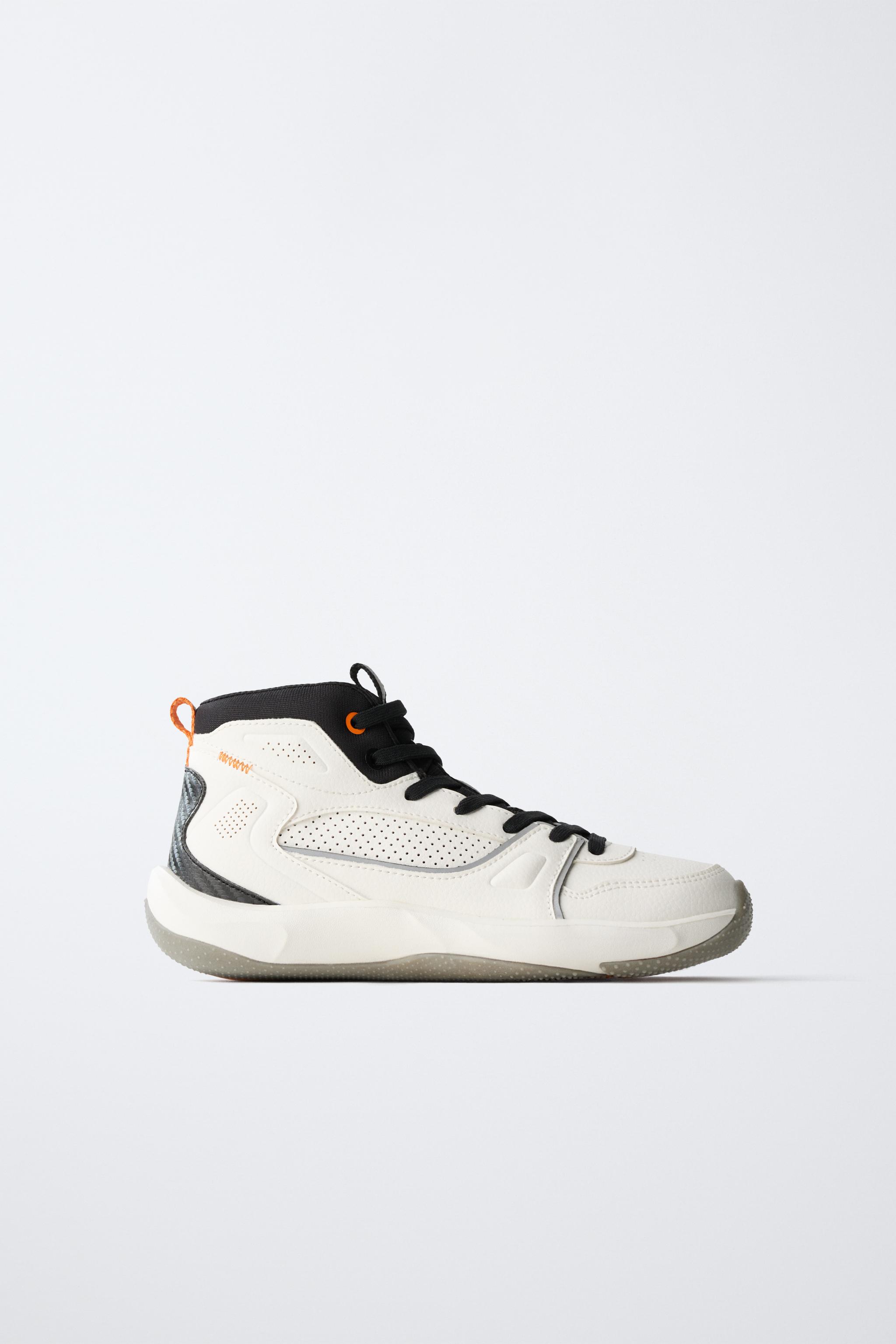 SPORTY HIGH TOP SNEAKERS