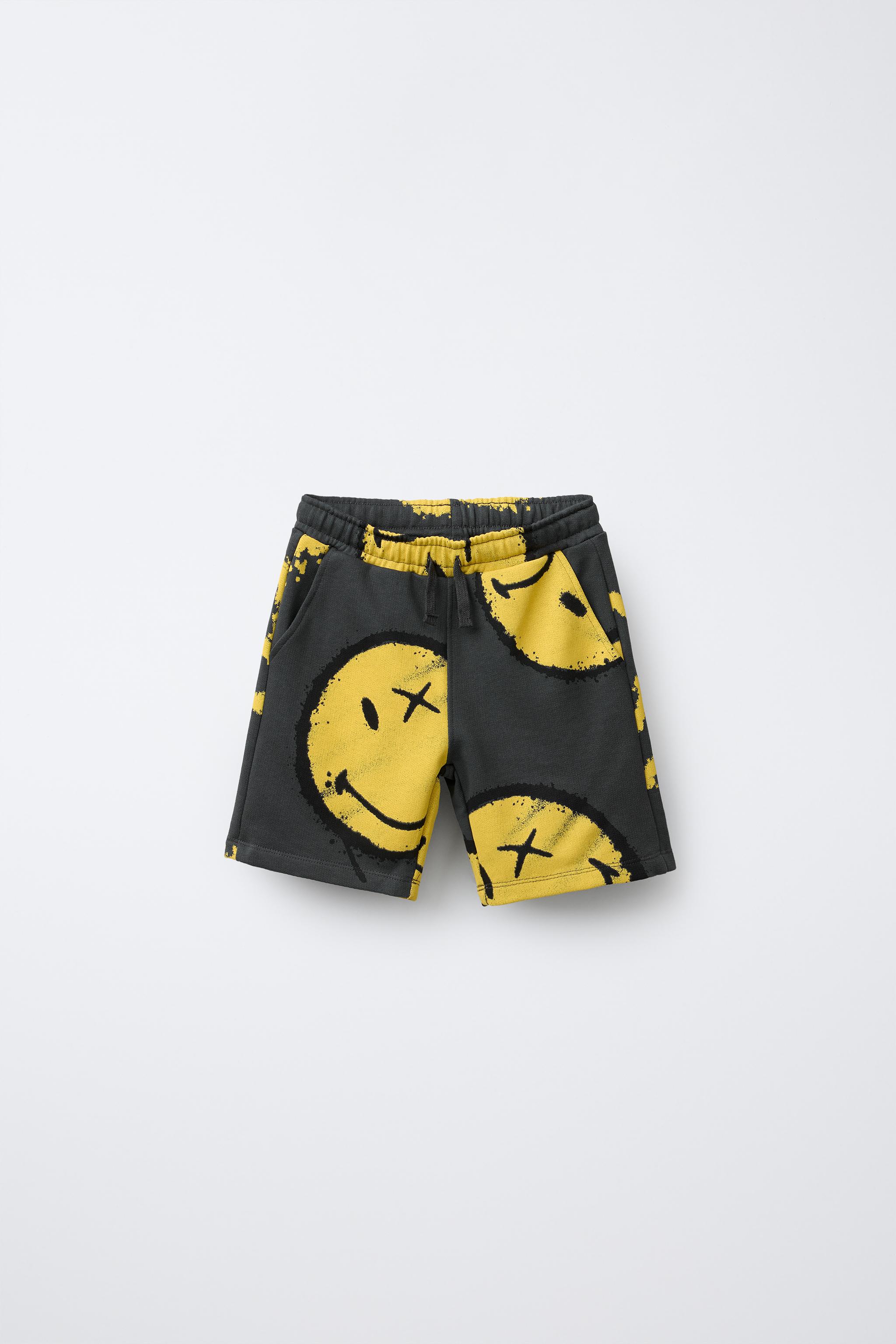 SMILEYWORLD ® PLUSH SHORTS